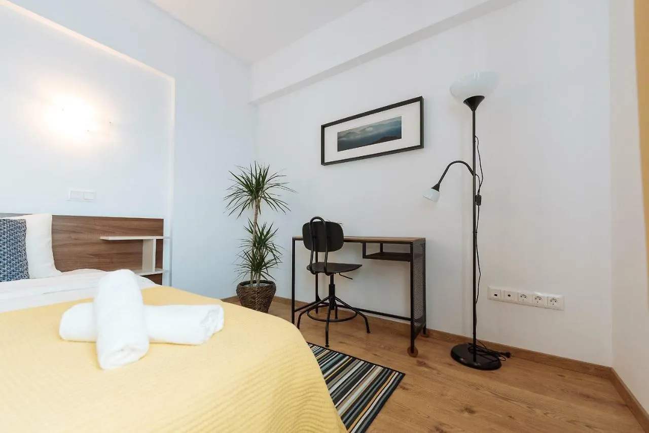 Sunny Muncii Apartment Boekarest 0*,  Roemenië